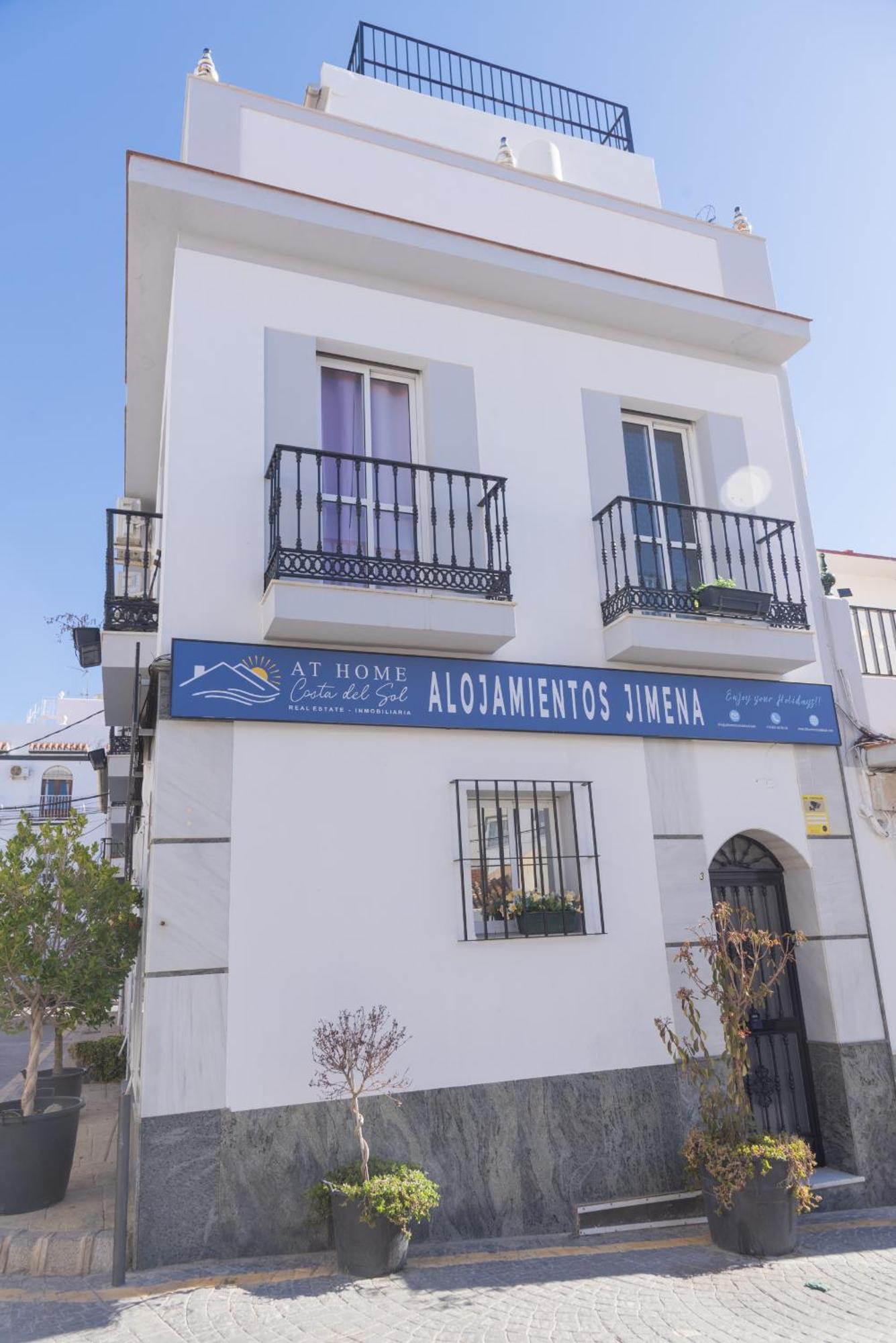 Estudio Jimena Carabeo En El Centro De Nerja Εξωτερικό φωτογραφία